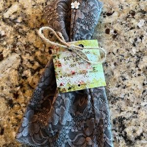 Peek a boo lace for boots new!